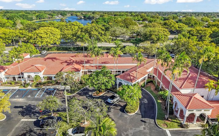Pictures of Mixed Use property located at 9633 W Broward Boulevard, Plantation, FL 33324 for sales - image #1