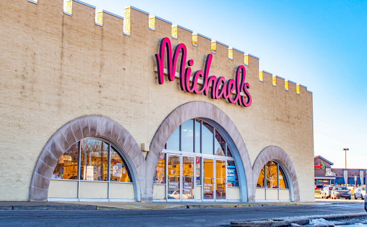 Pictures of Retail property located at 10 Mall Rd, Barboursville, WV 25504 for sales - image #1