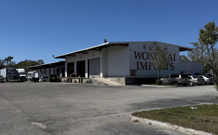 Pictures of Industrial property located at 5404 33rd St E, Bradenton, FL 34203 for sales - image #1