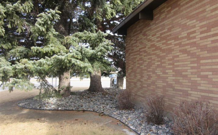 Pictures of Office property located at 1402 Stampede Ave, Cody, WY 82414 for sales - image #1