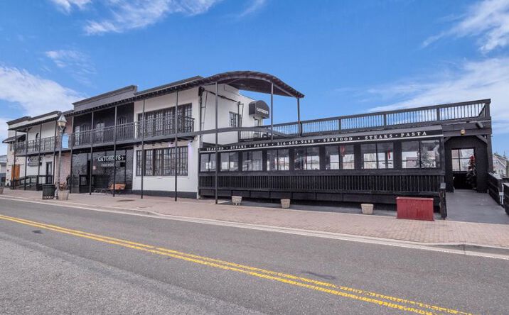 Pictures of Hospitality, Retail property located at 301 Woodcleft Ave, Freeport, NY 11520 for sales - image #1