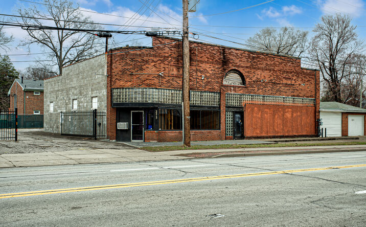 Pictures of Industrial, Mixed Use, Multifamily, Retail, Self Storage property located at 3207 Preston Hwy, Louisville, KY 40213 for sales - image #1