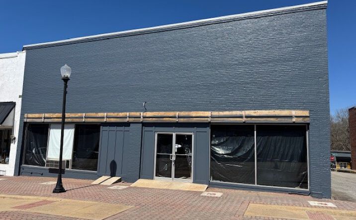 Pictures of Retail, Office, Mixed Use property located at 308 E Main St, Hogansville, GA 30230 for sales - image #1