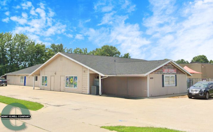 Pictures of Retail property located at 630 8th St SE, Altoona, IA 50009 for sales - image #1