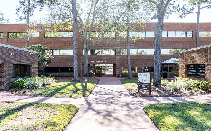 Pictures of Office property located at 7948 Baymeadows Way, Jacksonville, FL 32256 for sales - image #1