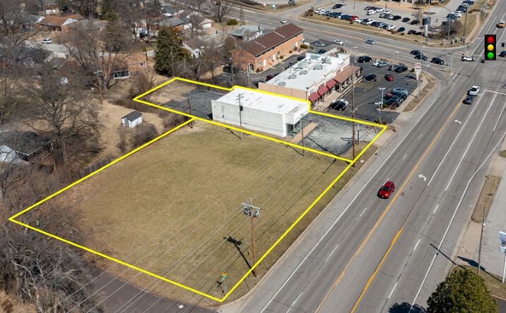 Pictures of Land, Retail property located at 2211 Lemay Ferry Rd, St. Louis, MO 63125 for sales - image #1