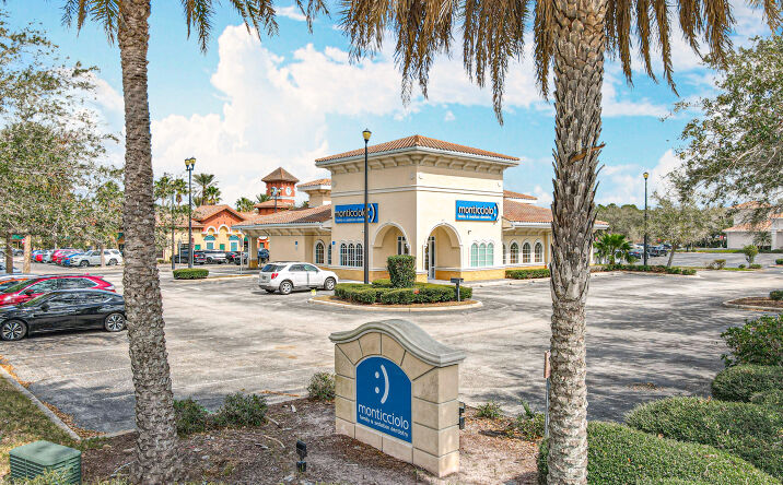 Pictures of Retail, Office property located at 9105 Town Center Pkwy, Lakewood Ranch, FL 34202 for sales - image #1