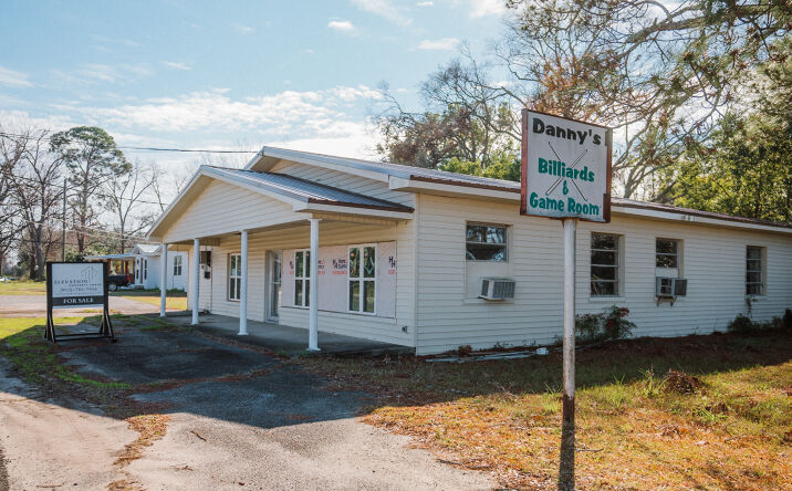 Pictures of Office property located at 413 Walnut St, Baxley, GA 31513 for sales - image #1