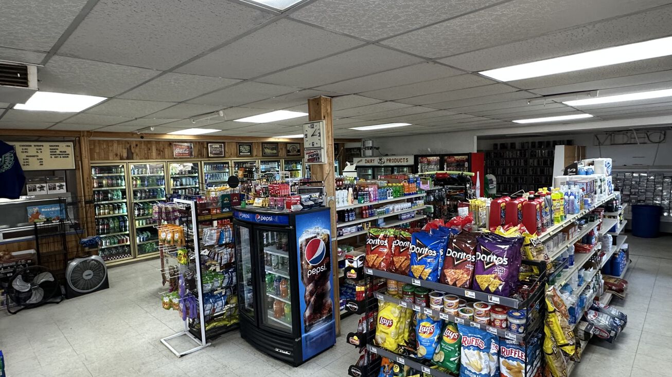 Pictures of Business for Sale, Land, Retail property located at 1603 SR 105, Aberdeen, WA 98520 for sales - image #1