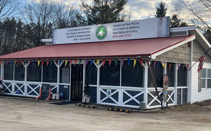Pictures of Retail property located at e6659 Wolf River Dr, Fremont, WI 54940 for sales - image #1