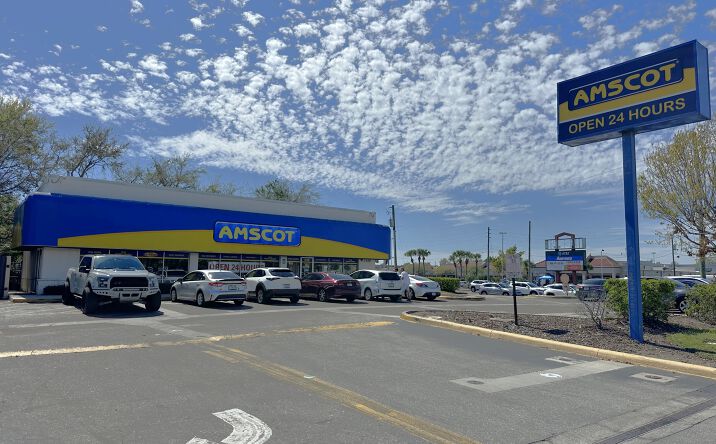 Pictures of Retail property located at 1120 W Vine St, Kissimmee, FL 34741 for sales - image #1