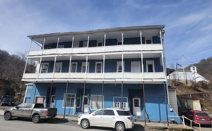 Pictures of Mixed Use, Multifamily, Office, Retail property located at 45 Pennsylvania Ave, Hundred, WV 26575 for sales - image #1