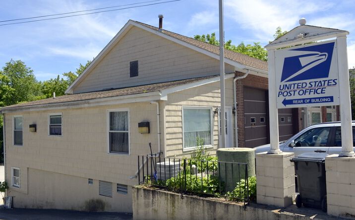 Pictures of Retail property located at 963-969 Victory Hwy, Burrillville, RI 02839 for sales - image #1