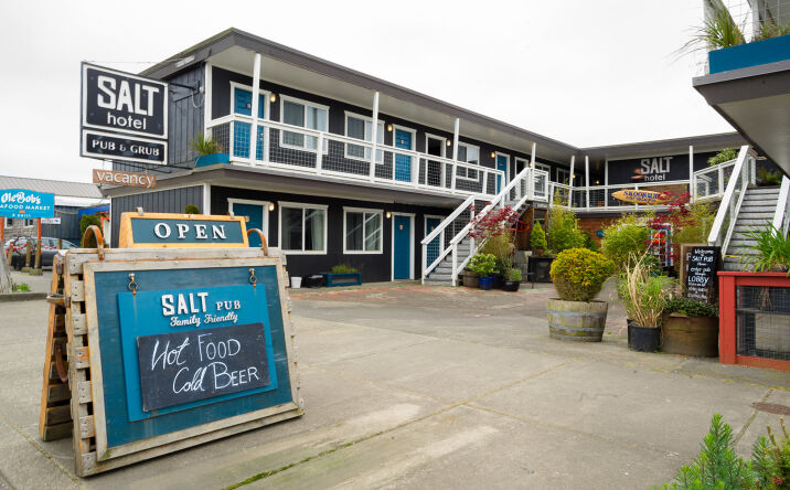 Pictures of Hospitality property located at 147 Howerton Ave, Ilwaco, WA 98624 for sales - image #1