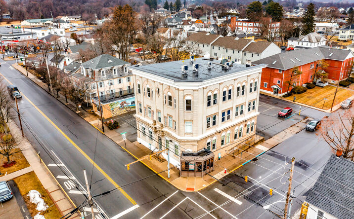 Pictures of Mixed Use, Multifamily property located at 1 N Broadway, Wind Gap, PA 18091 for sales - image #1