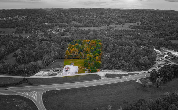 Pictures of Retail property located at 139 Little Senator Cir, Clinton, TN 37716 for sales - image #1