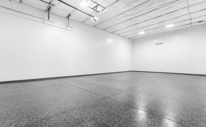 Pictures of Industrial, Mixed Use, Self Storage property located at 4751 W Ustick Rd, B114, Nampa, ID 83687 for sales - image #1