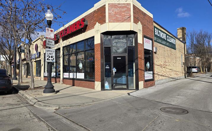 Pictures of Business for Sale, Retail property located at 3214 W Bryn Mawr Avenue, Chicago, IL 60659 for sales - image #1