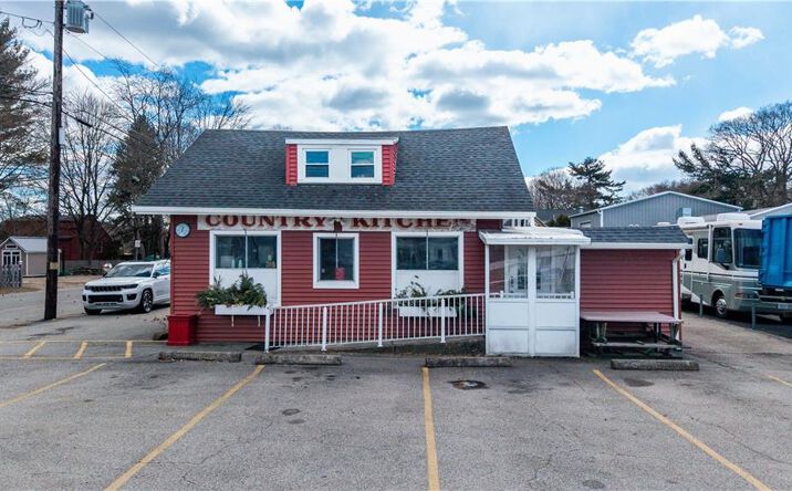 Pictures of Land, Hospitality, Mixed Use property located at 469 Taunton Avenue, Seekonk, MA 02771 for sales - image #1