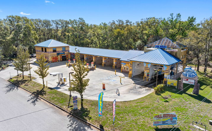 Pictures of Mixed Use, Office, Retail property located at 113 S Valrico Rd, Valrico, FL 33594 for sales - image #1