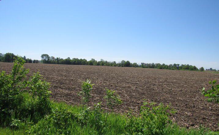 Pictures of Land property located at 1420 E Pinconning Rd, Pinconning, MI 48650 for sales - image #1