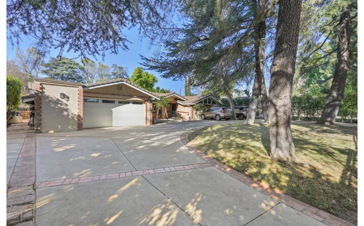 Pictures of Business for Sale, Senior Living property located at 8811 Zelzah Ave, Los Angeles, CA 91325, 8821 Zelzah Ave, Los Angeles, CA 91325, 17241 Raymer St, Los Angeles, CA 91325 for sales - image #1
