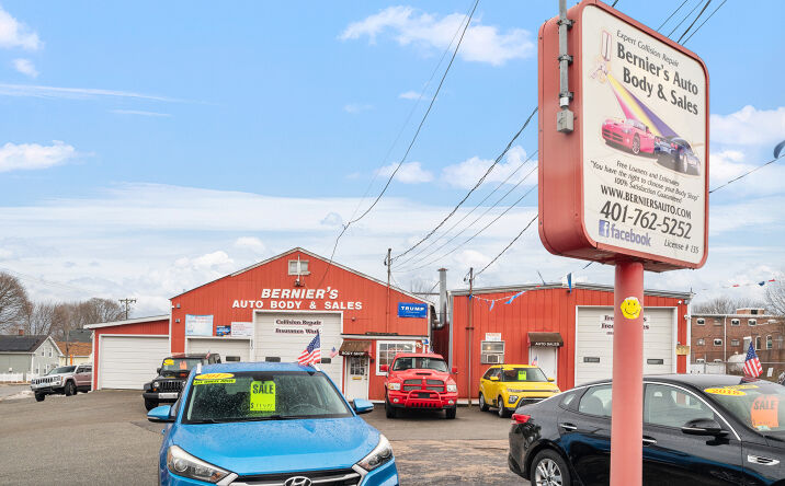 Pictures of Retail property located at 620 POND ST WOONSOCKET RI 02895-1220, WOONSOCKET, RI 02895-1220 for sales - image #1