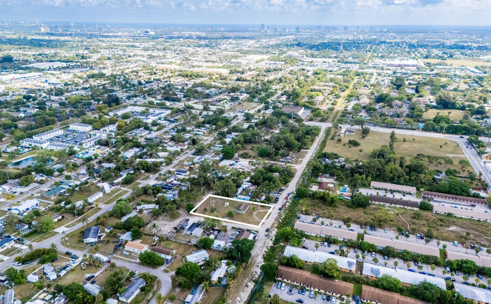 Pictures of Land, Mixed Use, Multifamily property located at 5211 Pine Grove Dr, West Palm Beach, FL 33417 for sales - image #1