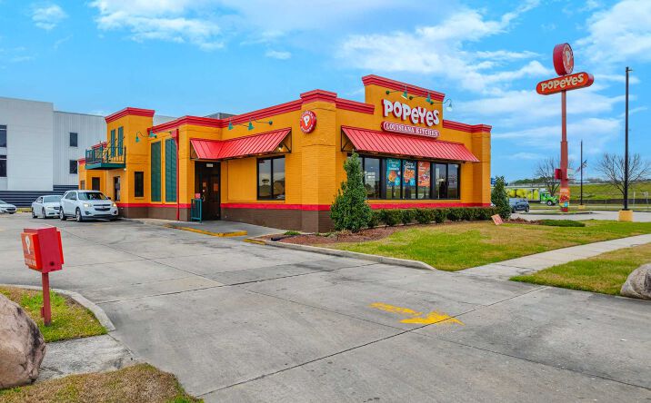 Pictures of Retail property located at 1930 O'Neal Ln, Baton Rouge, LA 70816 for sales - image #1