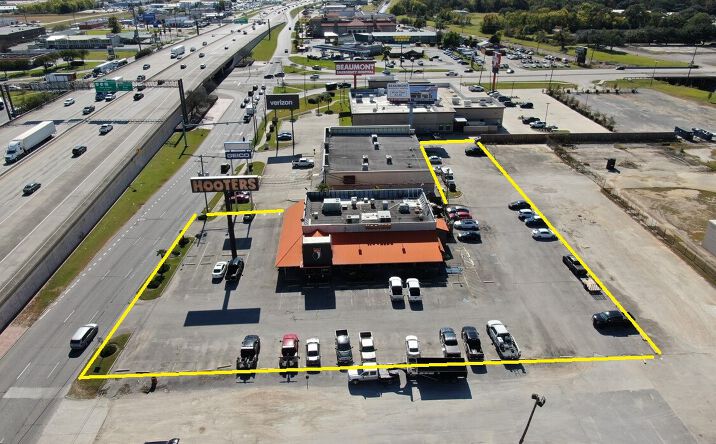 Pictures of Retail, Office, Mixed Use property located at NWQ OF I-10 & COLLEGE ST. (US-90), Beaumont, TX 77707 for sales - image #1