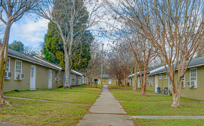 Pictures of Multifamily property located at 455 Pursley St, Macon, GA 31201 for sales - image #1