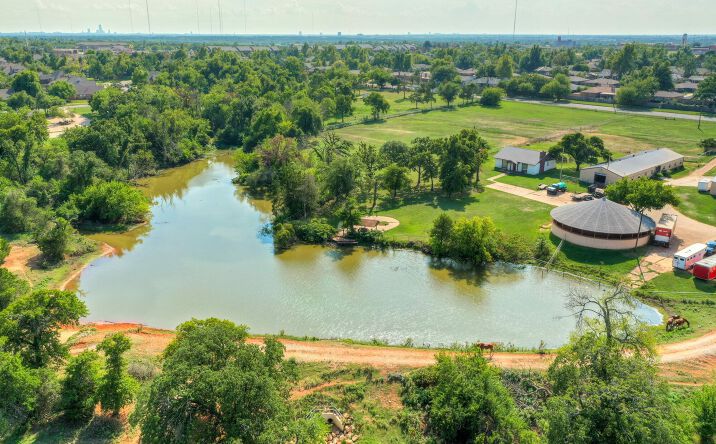 Pictures of Land property located at 14300 N Bryant Ave, Edmond, OK 73013 for sales - image #1