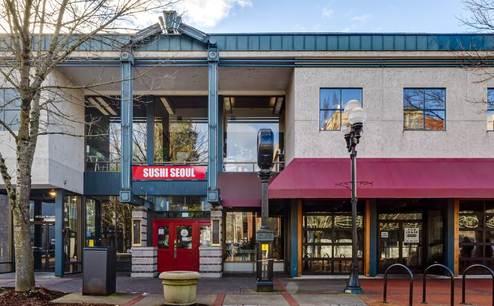 Pictures of Retail, Office, Mixed Use property located at 30 E Broadway, Eugene, OR 97401 for sales - image #1
