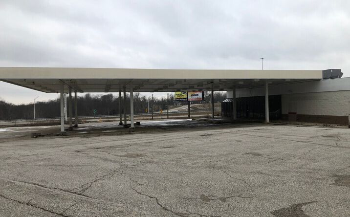 Pictures of Retail property located at 7340 N Wayport Road, Bloomington, IN 47408 for sales - image #1