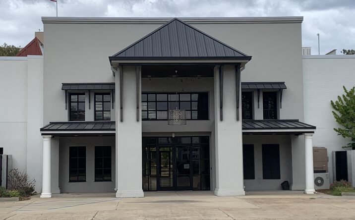 Pictures of Office property located at 1201 3rd St, Alexandria, LA 71301 for sales - image #1