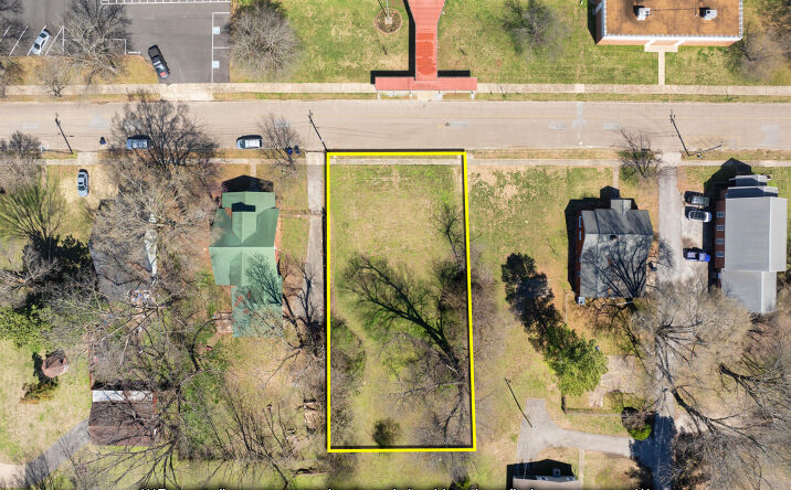 Pictures of Land property located at 75 Woodrow Avenue, McKenzie, TN 38201 for sales - image #1