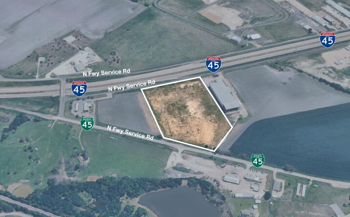 Pictures of Land property located at IH-45, Palmer, TX, Palmer, TX 75152 for sales - image #1