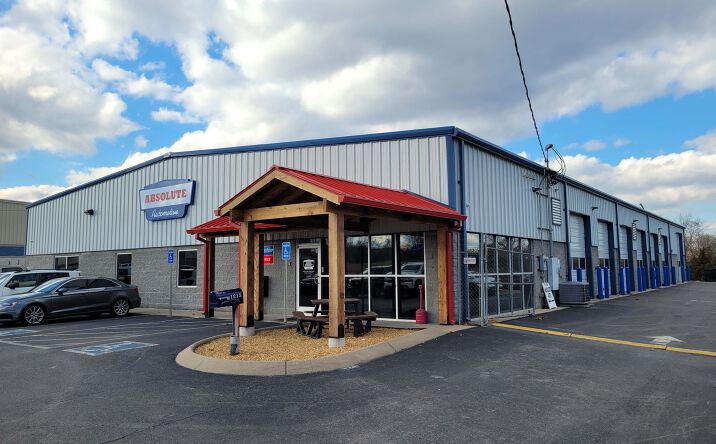 Pictures of Retail property located at 905 Hamilton Blvd, Griffin, GA 30223 for sales - image #1