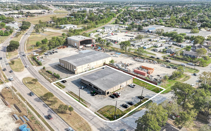 Pictures of Industrial, Mixed Use, Office, Retail property located at 7510 Lawndale St, Houston, TX 77012 for sales - image #1