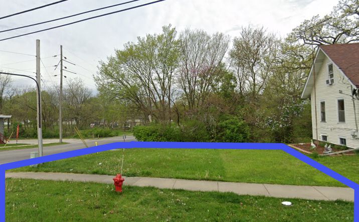Pictures of Land property located at Ashland & Douglas Aurora, Aurora, IL 60505 for sales - image #1