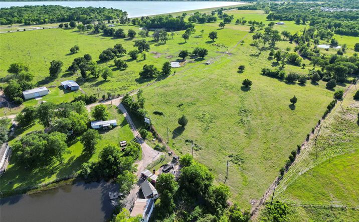 Pictures of Land property located at 11250 Longstreet Rd, Willis, TX 77318 for sales - image #1