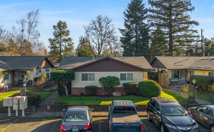 Pictures of Multifamily property located at 1810-1886 A St NE, Salem, OR 97301 for sales - image #1