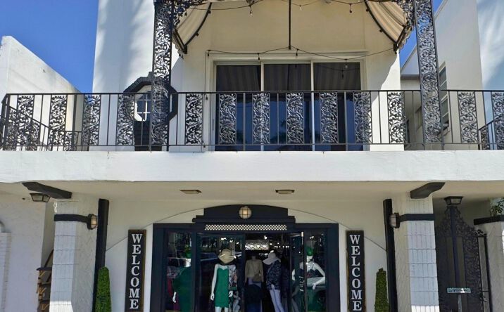 Pictures of Retail property located at 255 Royal Poinciana Way, Palm Beach, FL 33480 for sales - image #1