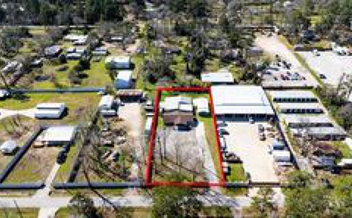 Pictures of Mixed Use, Office, Retail property located at 29519 W Hawthorne Dr, Spring, TX 77386 for sales - image #1
