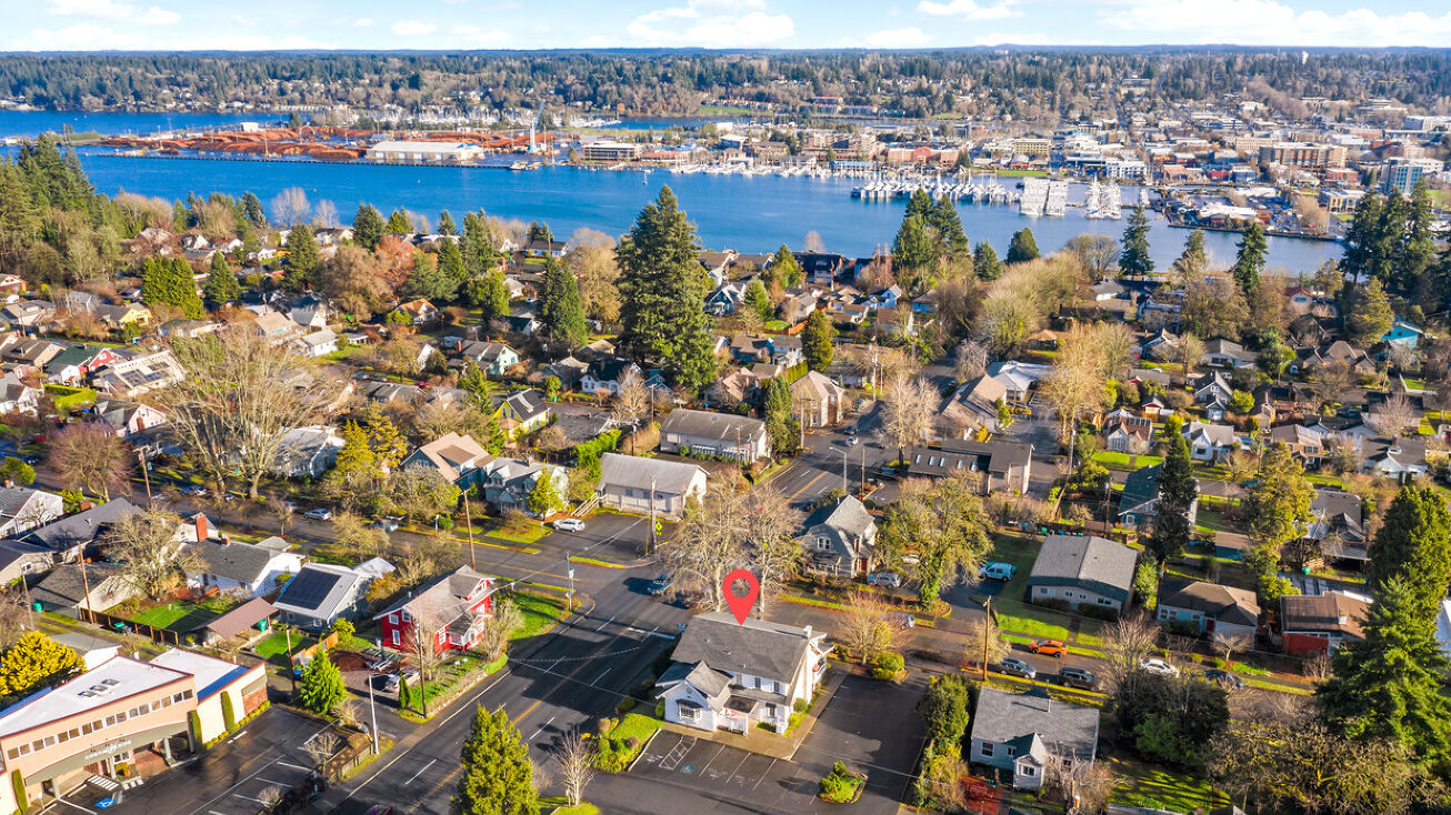 Pictures of Mixed Use, Multifamily, Office property located at 147 Rogers St NW, Olympia, WA 98502 for sales - image #1