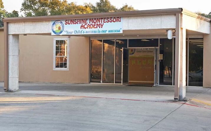 Pictures of Retail property located at 16148 Bandera Rd, Helotes, TX 78023 for sales - image #1