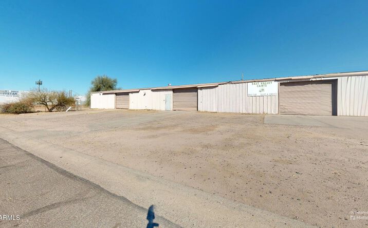 Pictures of Retail property located at 1544 E 18th Ave, Apache Junction, AZ 85119 for sales - image #1
