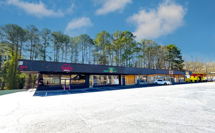 image of property at 3891 GLENWOOD RD Decatur GA 30032-7063