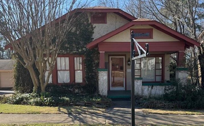 Pictures of Mixed Use property located at 402 W South St, Benton, AR 72015 for sales - image #1