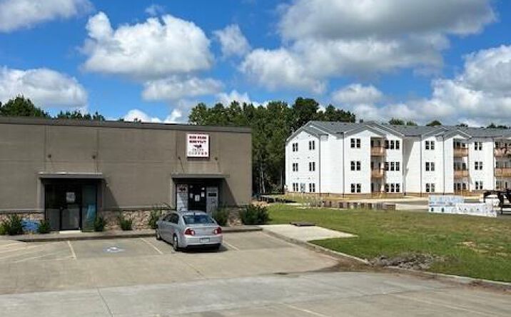 Pictures of Office property located at 311 Jonah Lane, Jasper, GA 30143 for sales - image #1